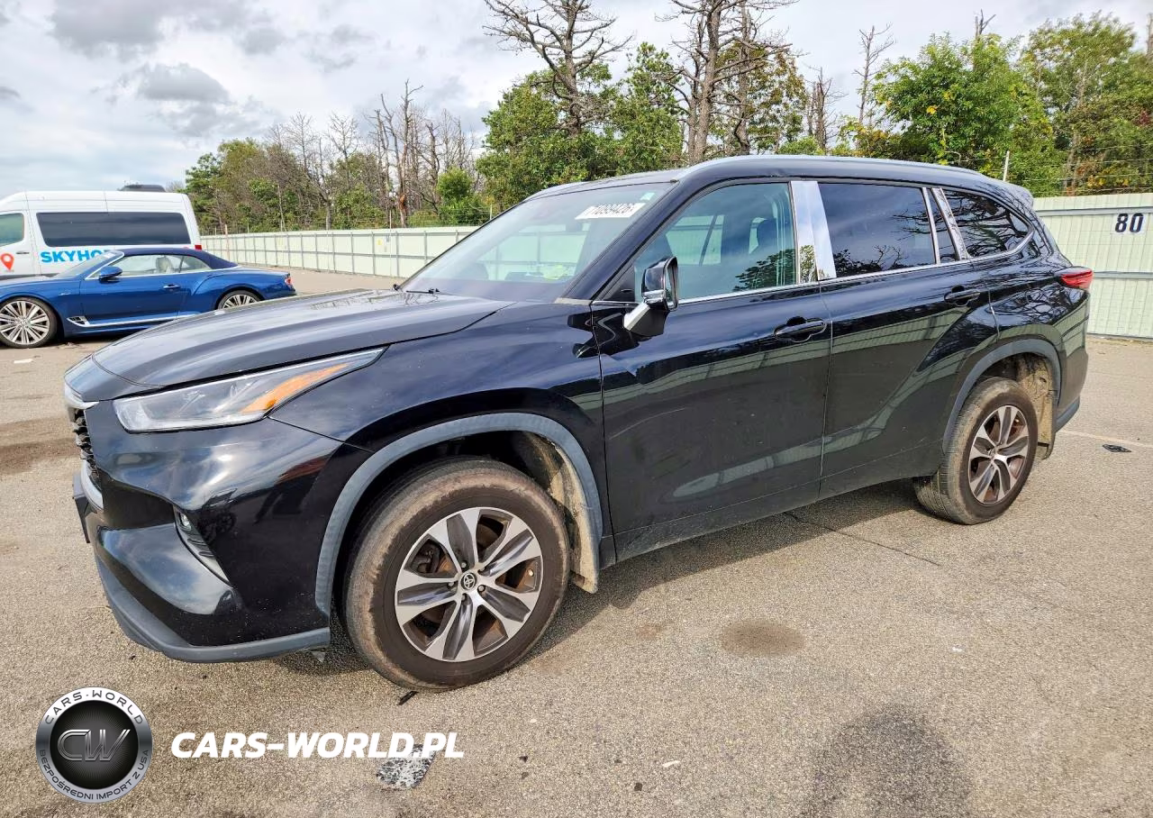 2021 Toyota Highlander Xle