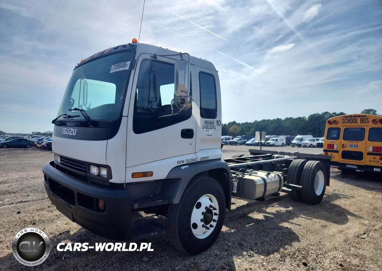 2009 Isuzu T8F Truck Cab And Chassis – zdjęcie 1 z 12