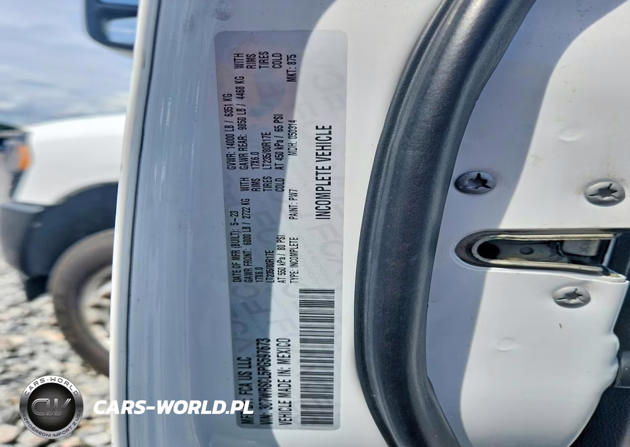 2023 Ram 3500 VIN:3C7WRSCL5PG597673 - 13