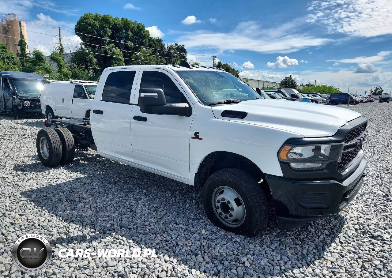 2023 Ram 3500 VIN:3C7WRSCL5PG597673 - 4