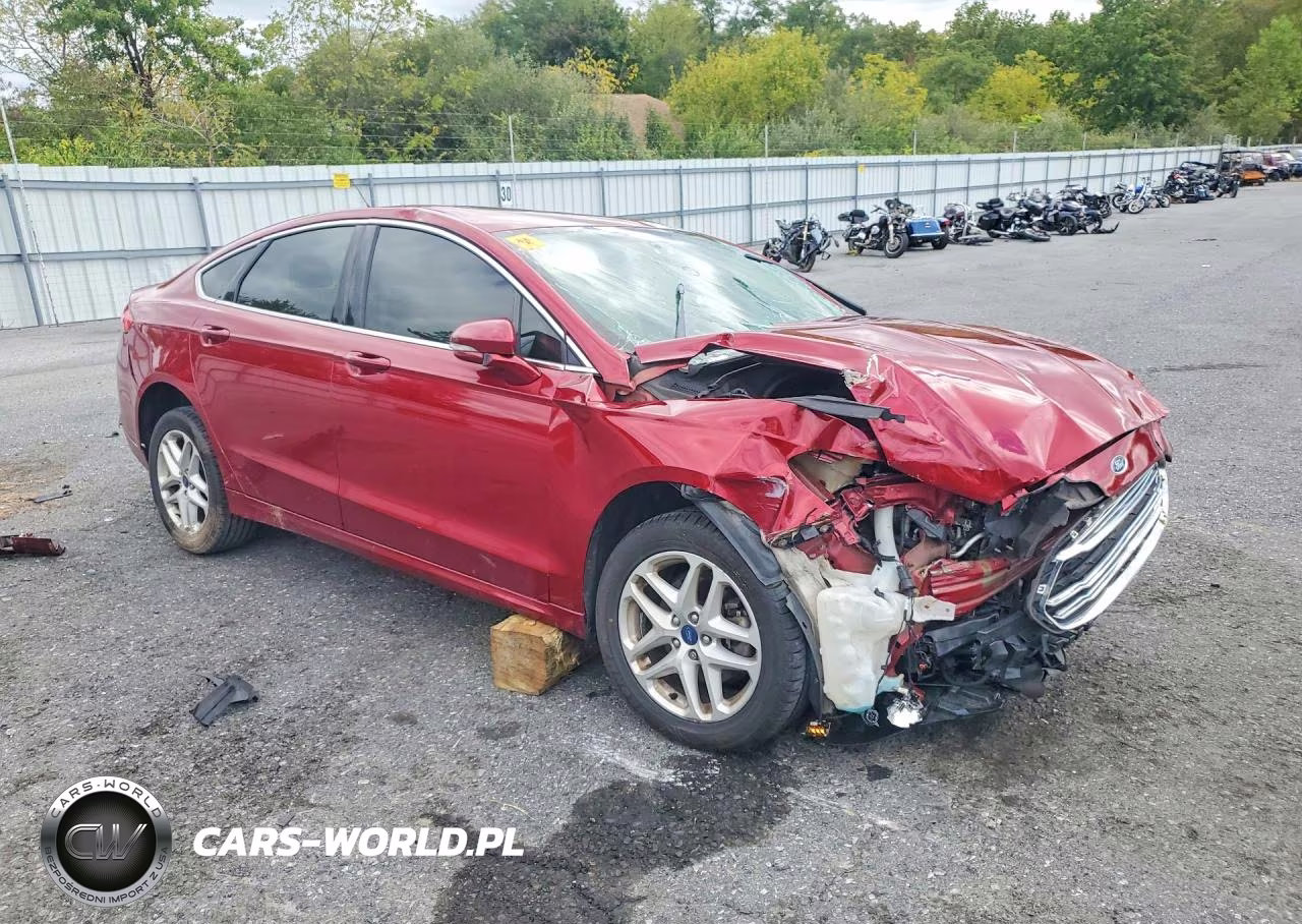 2015 Ford Fusion Se VIN:3FA6P0HD8FR134475 - 4