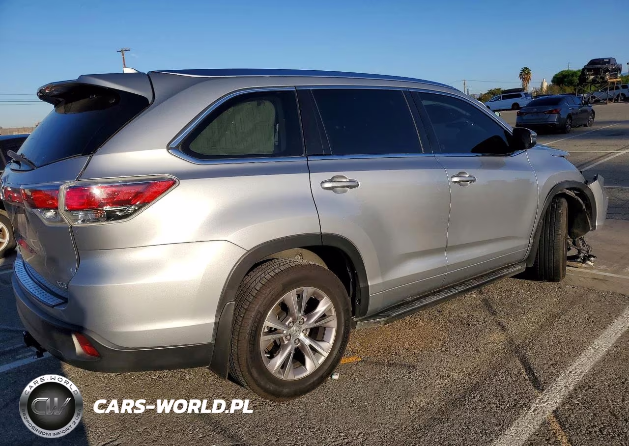 2015 Toyota Highlander Xle VIN:5TDKKRFH0FS070026 - 3