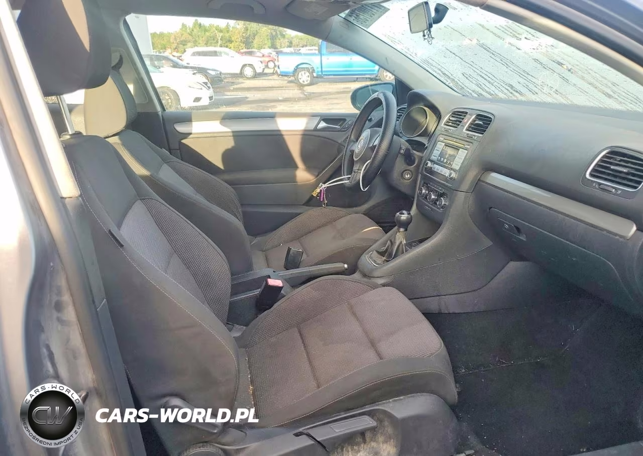2010 Volkswagen Golf VIN:WVWAB7AJ0AW425263 - 7