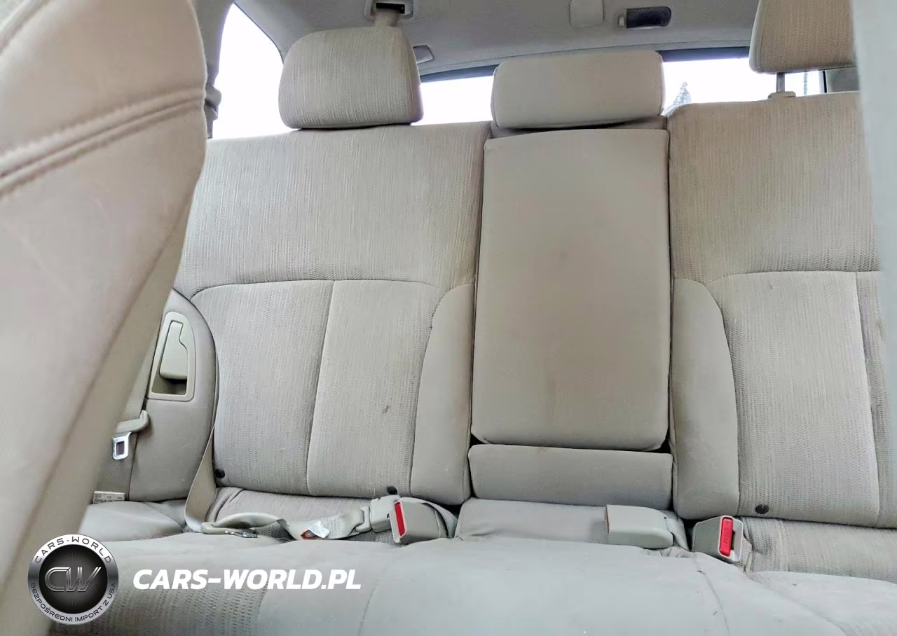 2014 Subaru Outback 2.5I Premium VIN:4S4BRBCC7E3241121 - 10