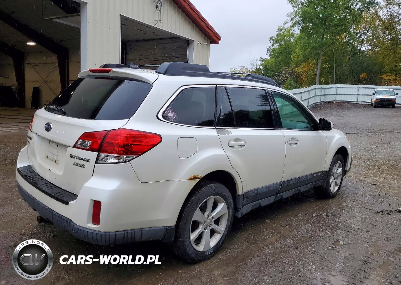 2014 Subaru Outback 2.5I Premium VIN:4S4BRBCC7E3241121 - 3