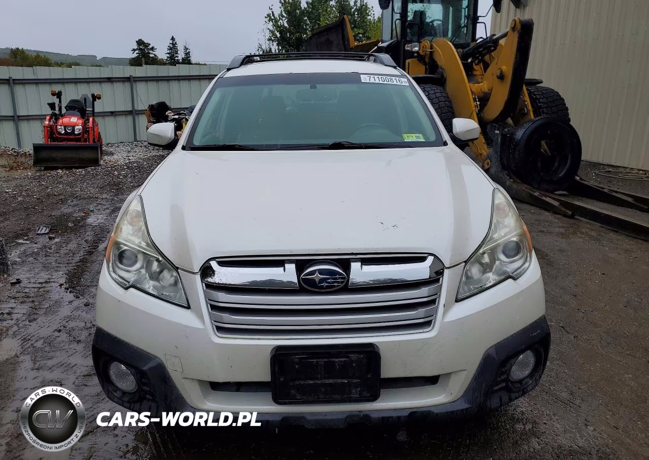 2014 Subaru Outback 2.5I Premium VIN:4S4BRBCC7E3241121 - 5