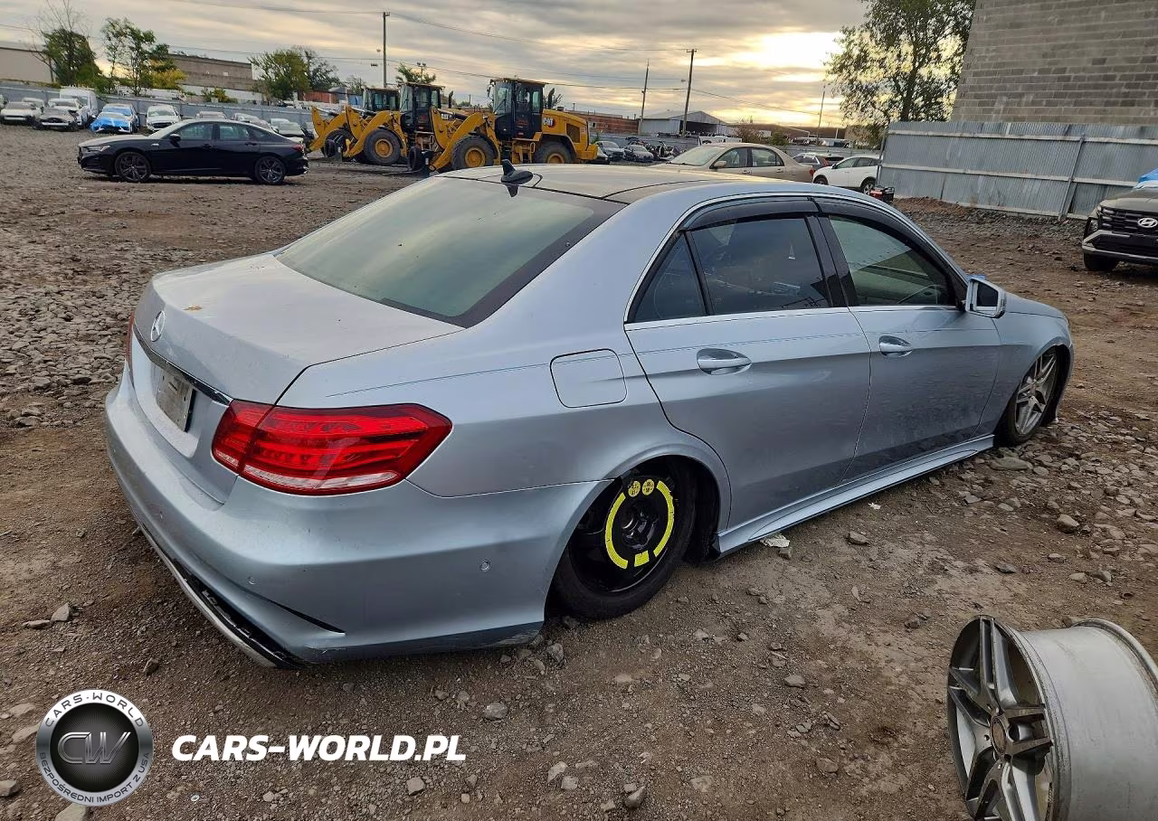 2014 Mercedes-Benz E 550 4Matic VIN:WDDHF9BBXEA822929 - 3