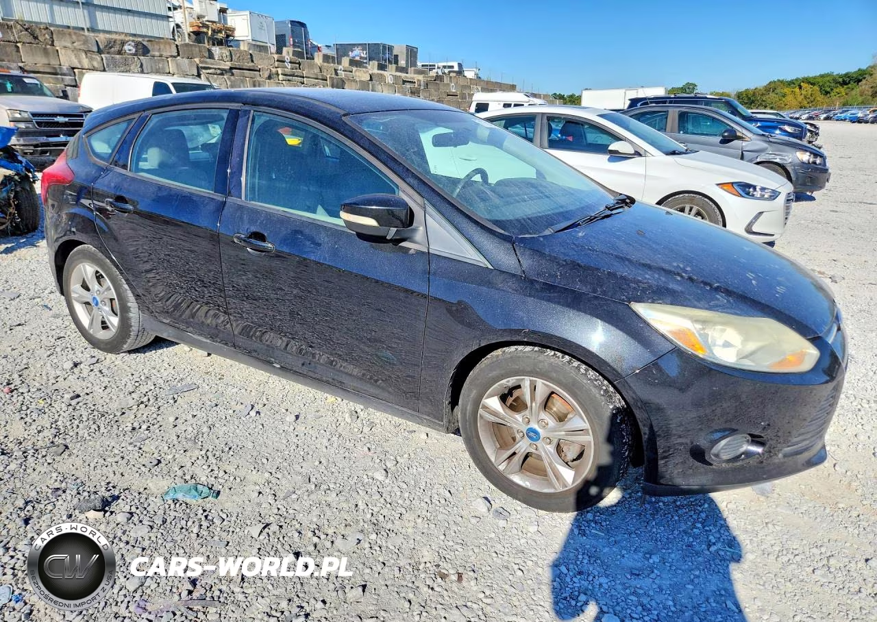 2013 Ford Focus Se VIN:1FADP3K26DL175974 - 4