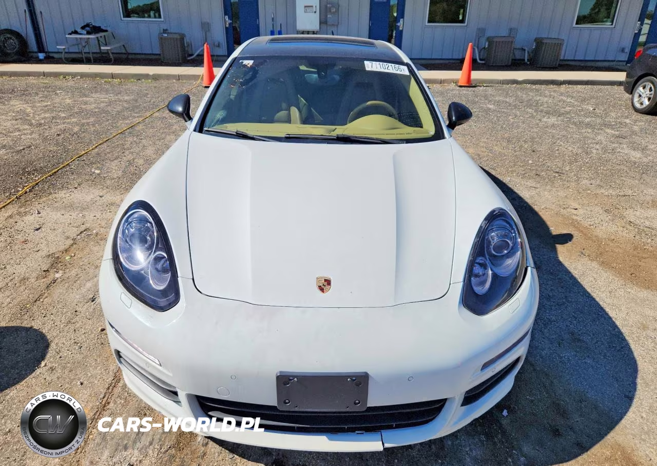 2015 Porsche Panamera 2 VIN:WP0AA2A72FL000498 - 5