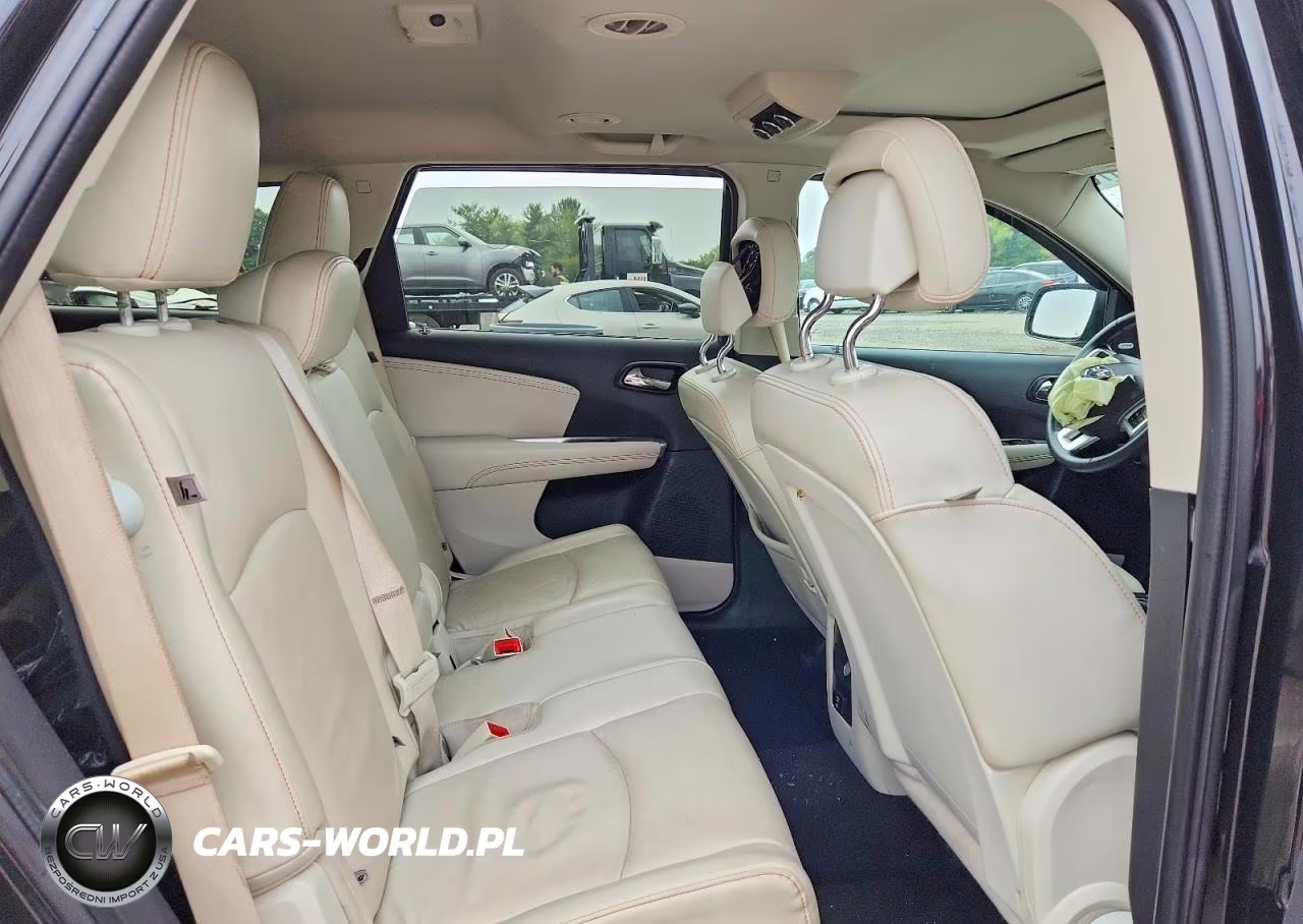 2011 Dodge Journey Lux VIN:3D4PH9FGXBT537676 - 11