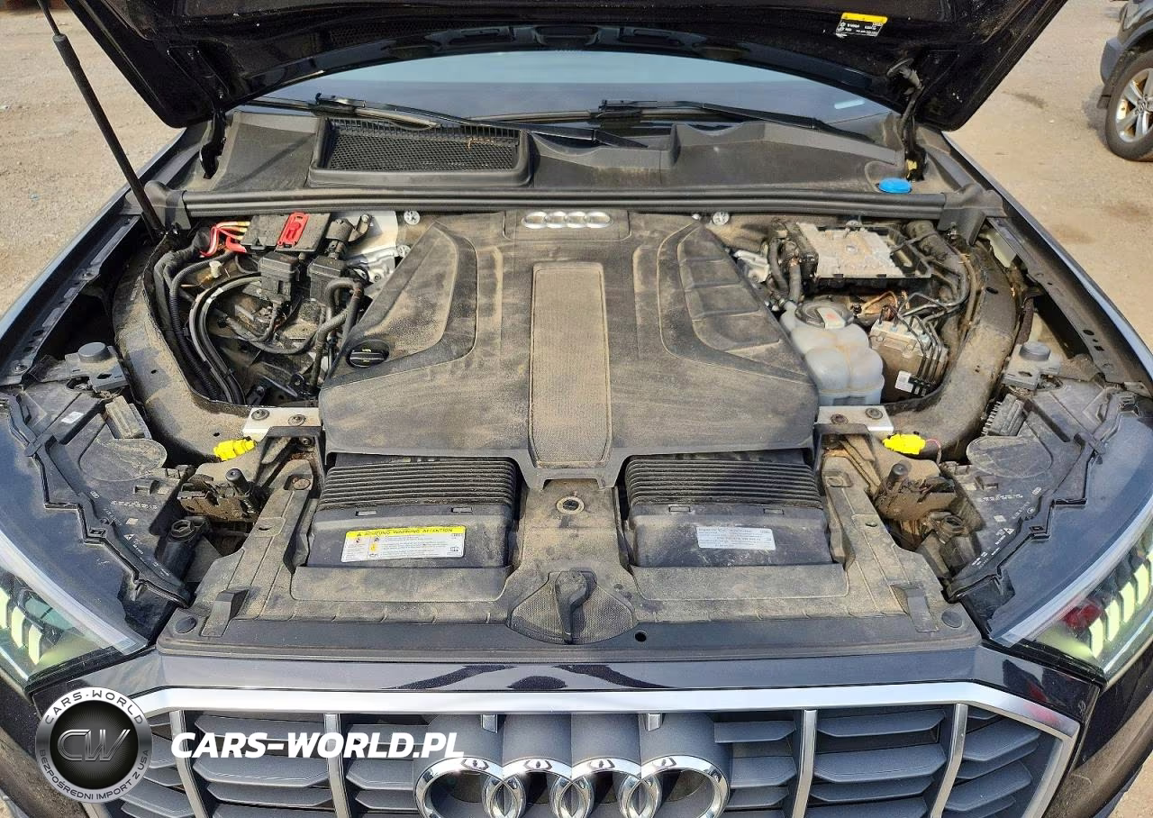 2020 Audi Q7 Premium Plus VIN:WA1LJAF71LD009995 - 12