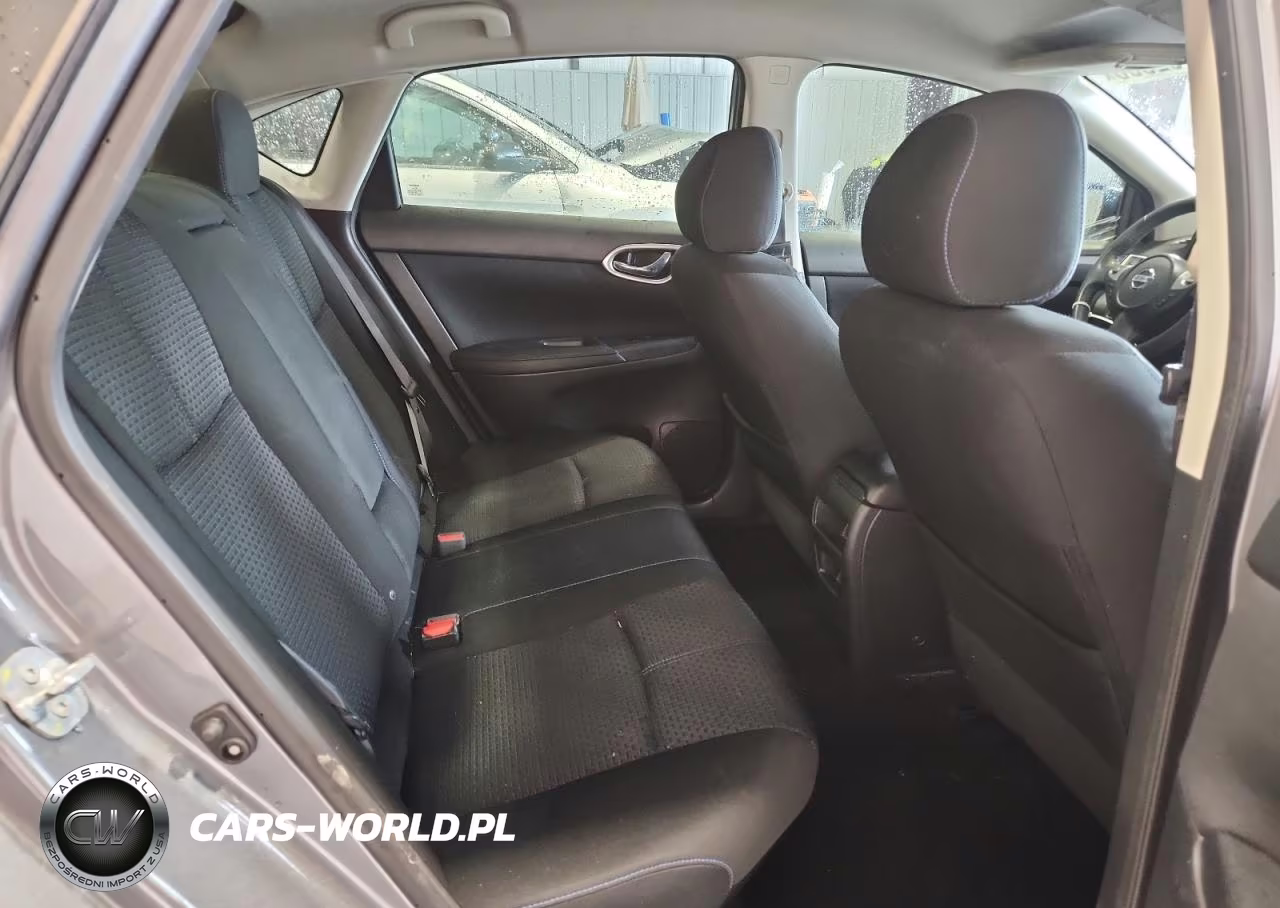 2017 Nissan Sentra Sr VIN:3N1AB7AP1HY308124 - 10
