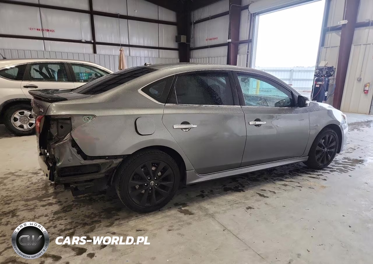 2017 Nissan Sentra Sr VIN:3N1AB7AP1HY308124 - 3