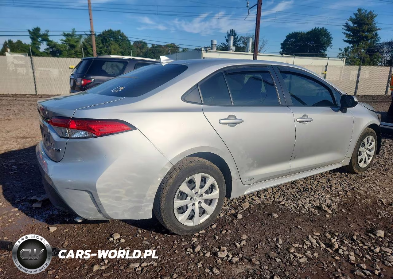 2023 Toyota Corolla Hybrid Le VIN:JTDBDMHE2PJ003815 - 3