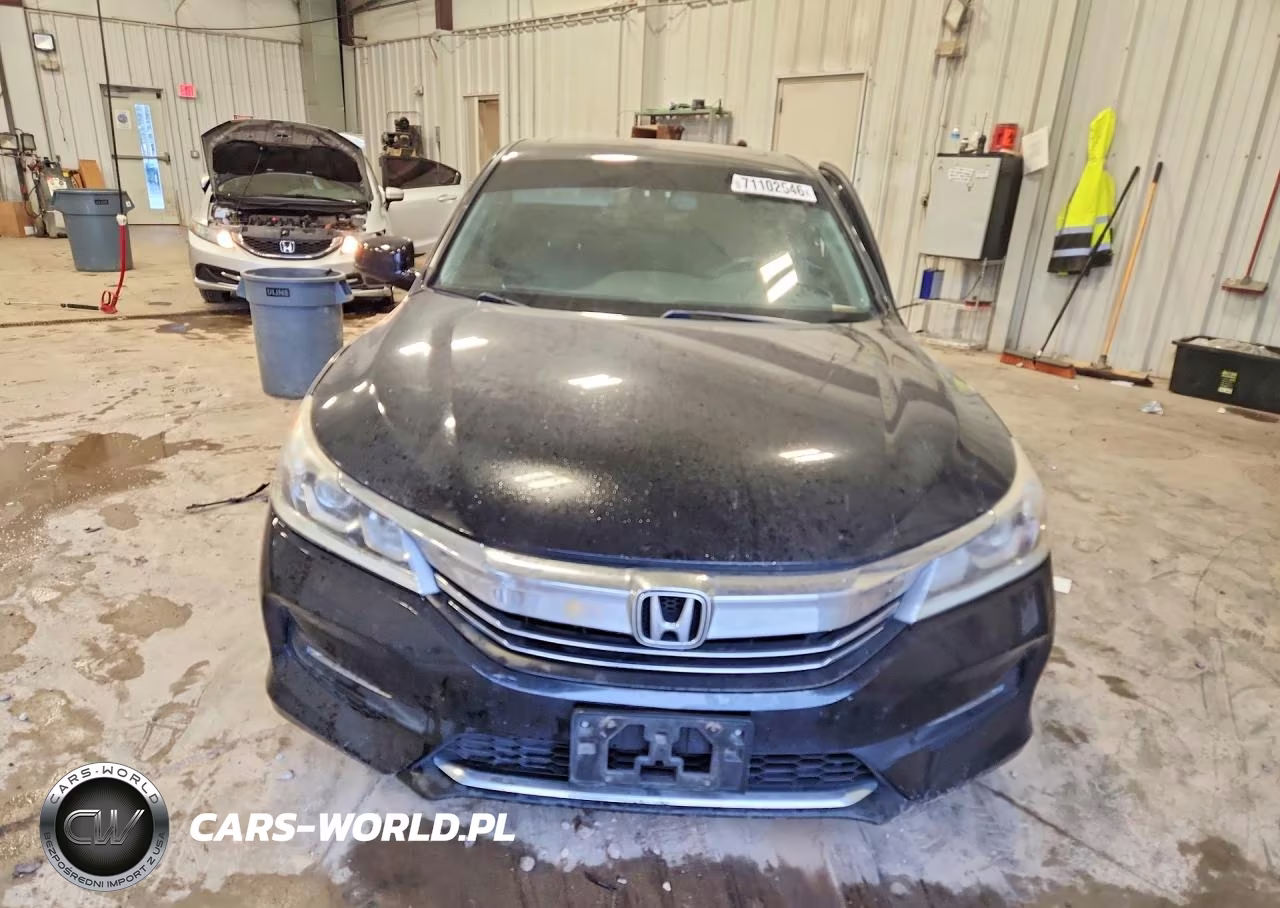 2017 Honda Accord Exl VIN:1HGCR2F80HA117340 - 5