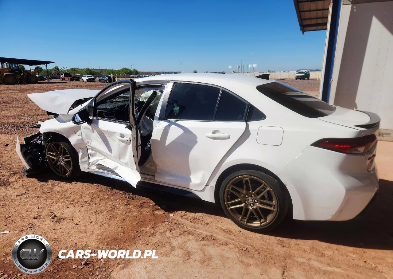 2024 Toyota Corolla Hybrid Nightshade VIN:JTDBCMFE9R3066245 - 2