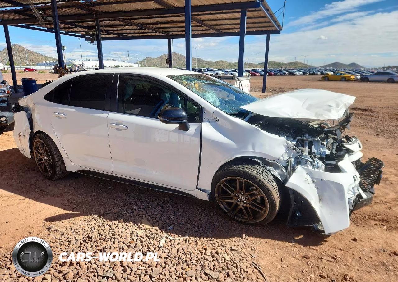 2024 Toyota Corolla Hybrid Nightshade VIN:JTDBCMFE9R3066245 - 4