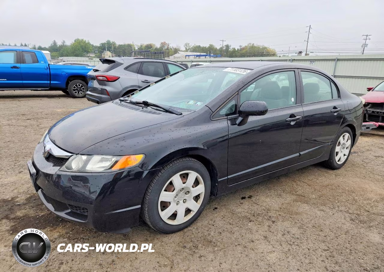 2011 Honda Civic Lx VIN:2HGFA1F55BH304196 - 1