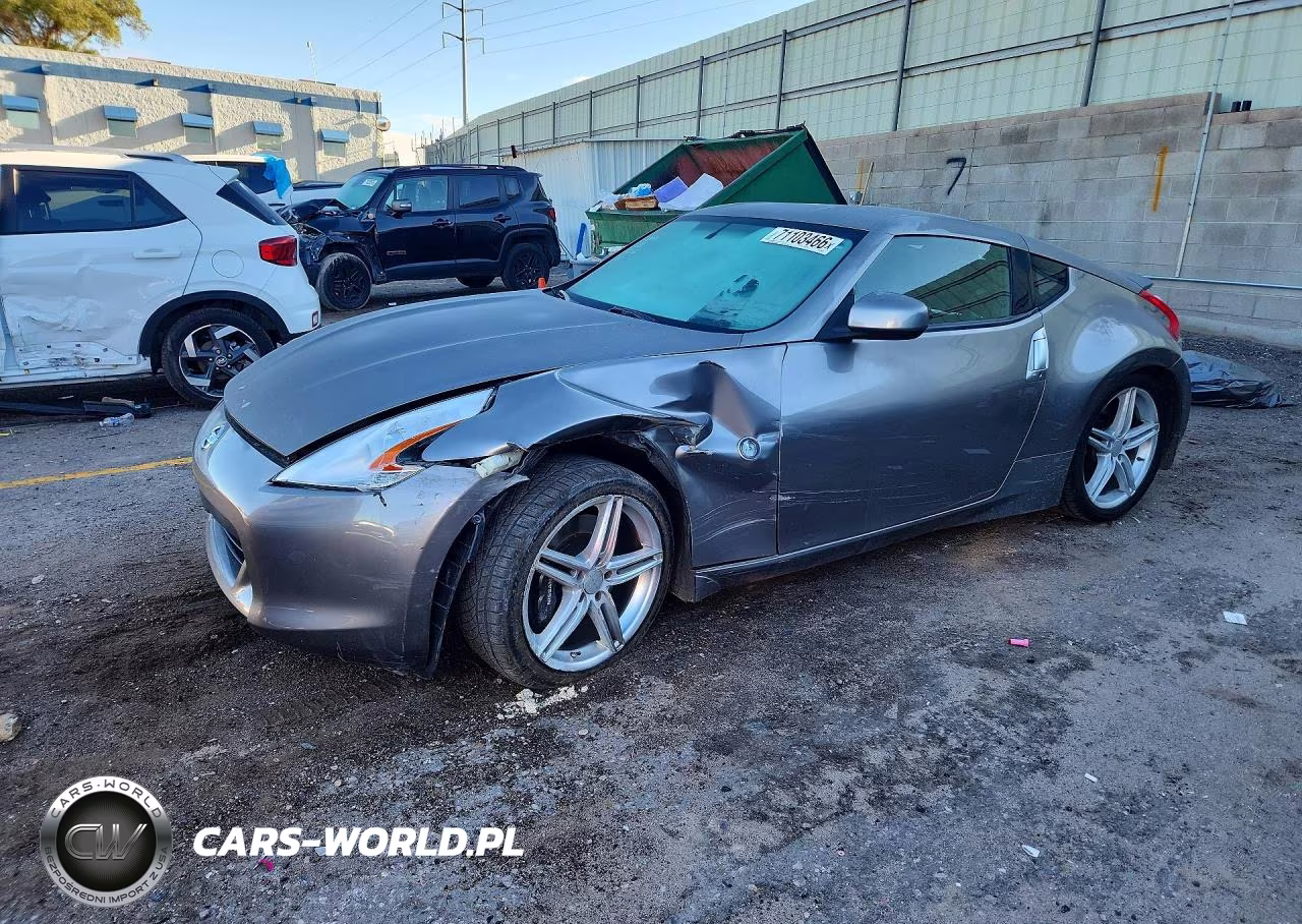2010 Nissan 370Z Base