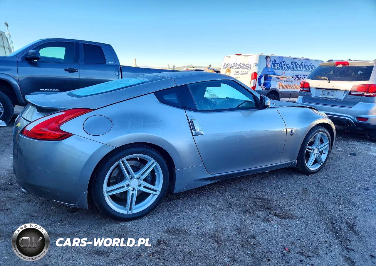 2010 Nissan 370Z Base VIN:JN1AZ4EH5AM504878 - 3