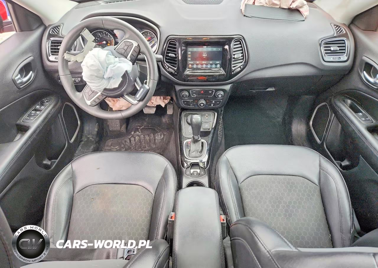 2019 Jeep Compass Latitude VIN:3C4NJDBB7KT753992 - 8