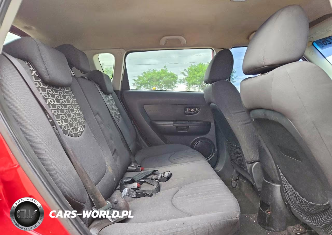 2010 Kia Soul + VIN:KNDJT2A27A7149084 - 10