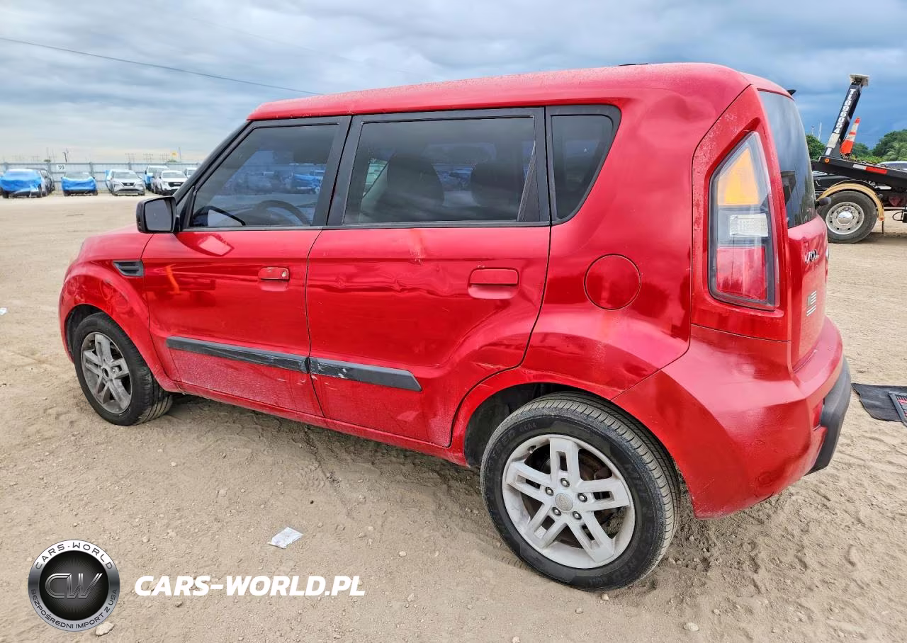 2010 Kia Soul + VIN:KNDJT2A27A7149084 - 2