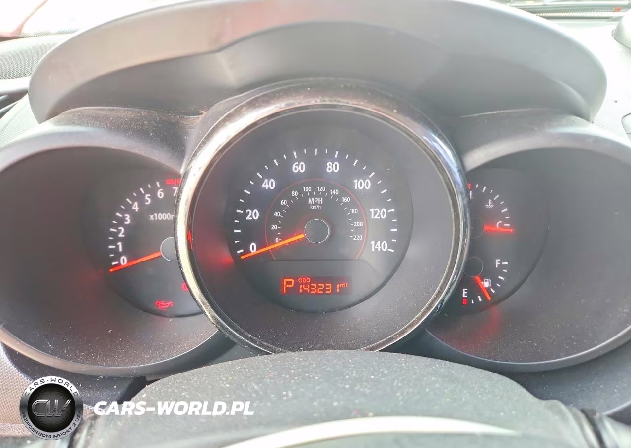 2010 Kia Soul + VIN:KNDJT2A27A7149084 - 9