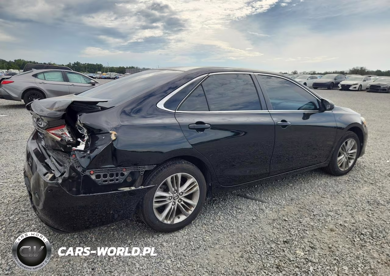 2016 Toyota Camry Se VIN:4T1BF1FK3GU146770 - 3