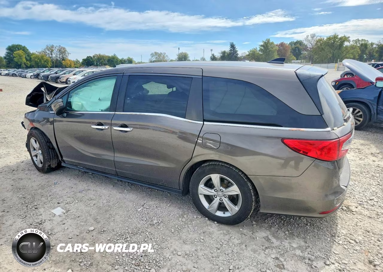 2018 Honda Odyssey Exl VIN:5FNRL6H72JB013449 - 2