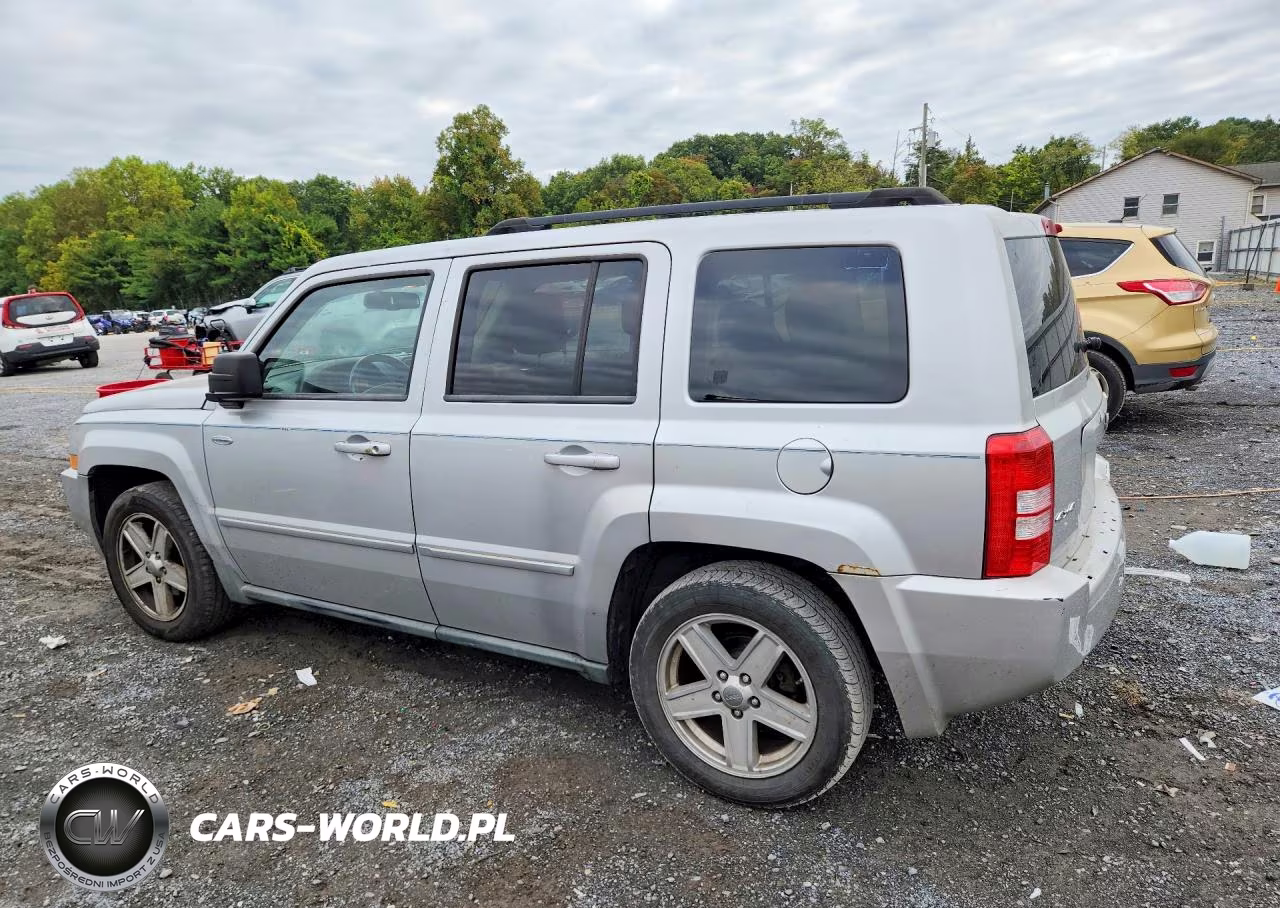 2010 Jeep Patriot Sport VIN:1J4NF1GB1AD619759 - 2