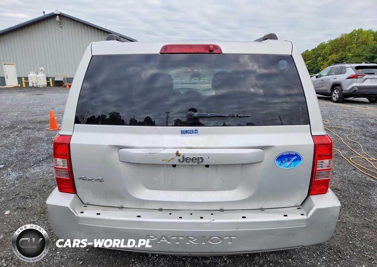 2010 Jeep Patriot Sport VIN:1J4NF1GB1AD619759 - 6