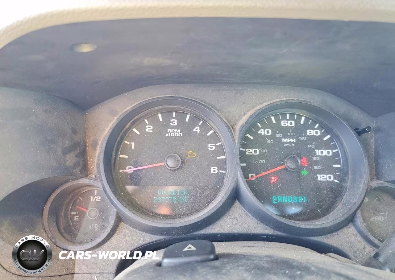 2007 Chevrolet Silverado C1500 VIN:1GCEC14C87Z555923 - 9