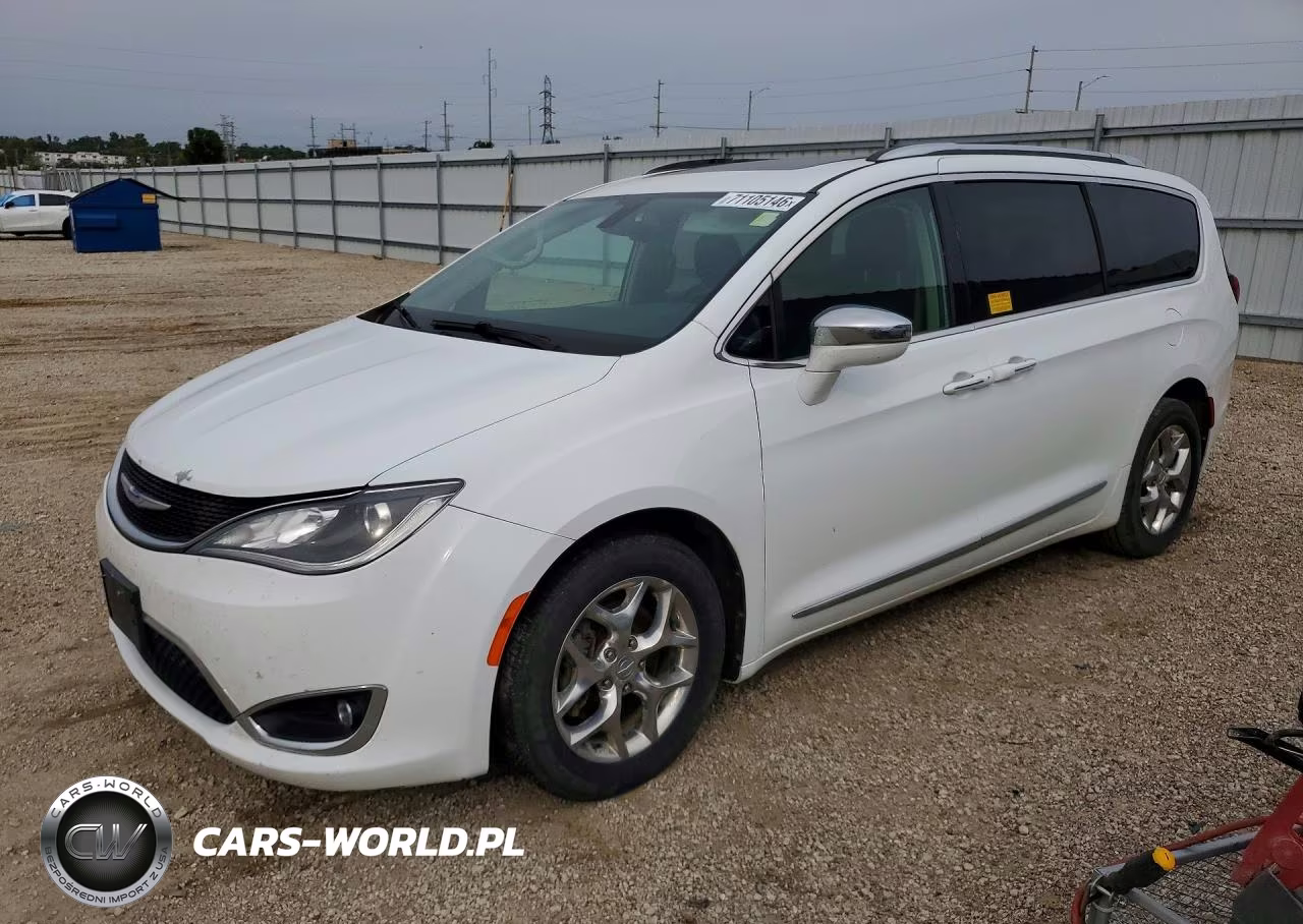 2018 Chrysler Pacifica Limited VIN:2C4RC1GG6JR274009 - 1