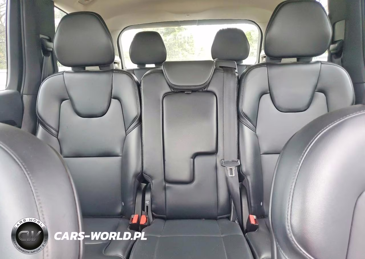 2020 Volvo Xc90 T5 Momentum VIN:YV4102PKXL1557274 - 10
