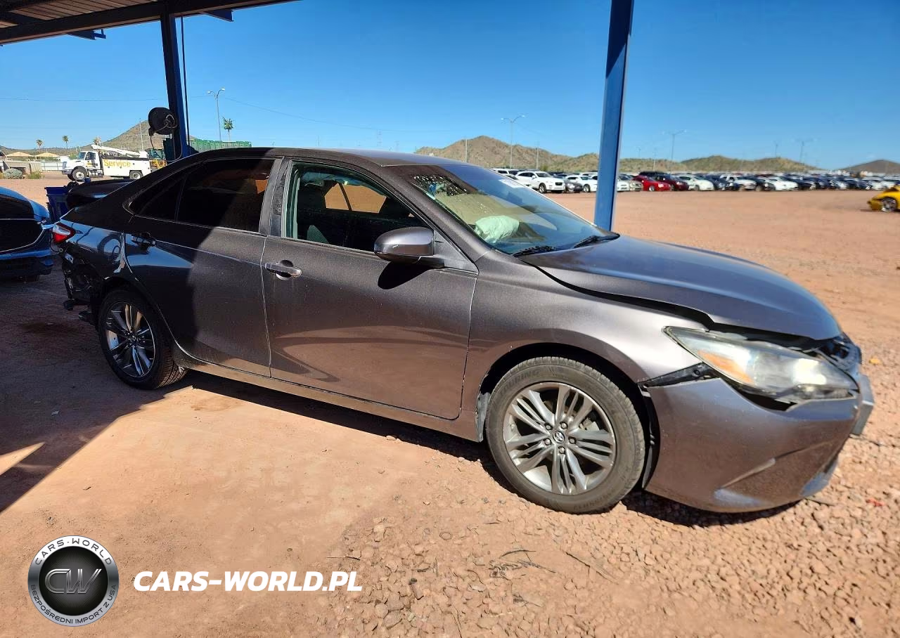 2017 Toyota Camry Se VIN:4T1BF1FK2HU413009 - 4