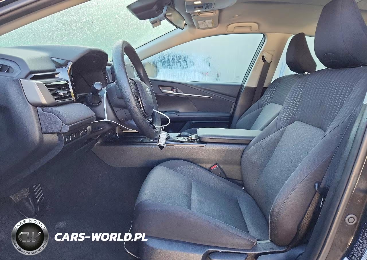 2025 Toyota Camry Le VIN:4T1DAACK8SU002278 - 7