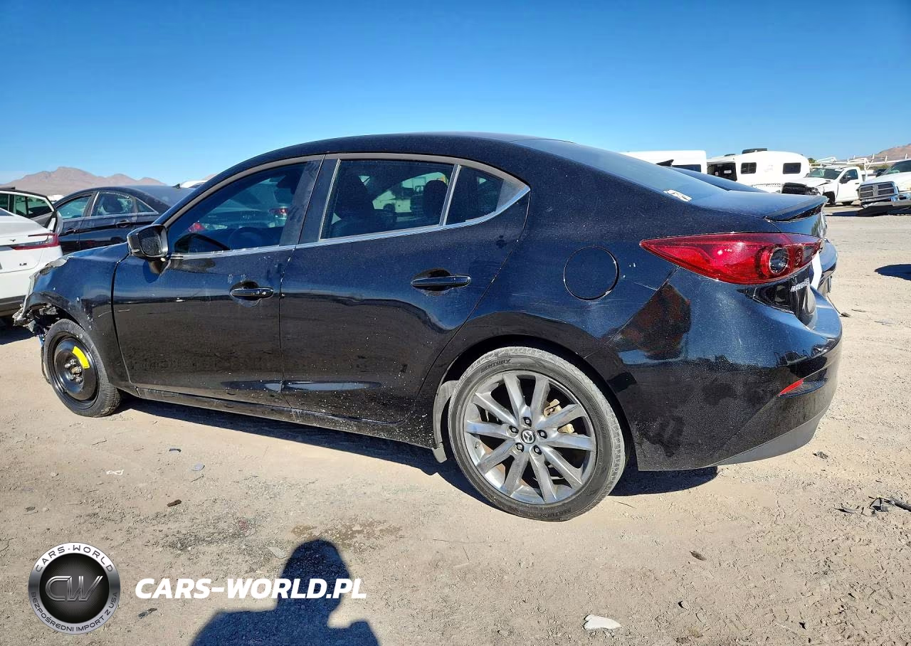 2018 Mazda 3 Touring VIN:3MZBN1V3XJM202939 - 2