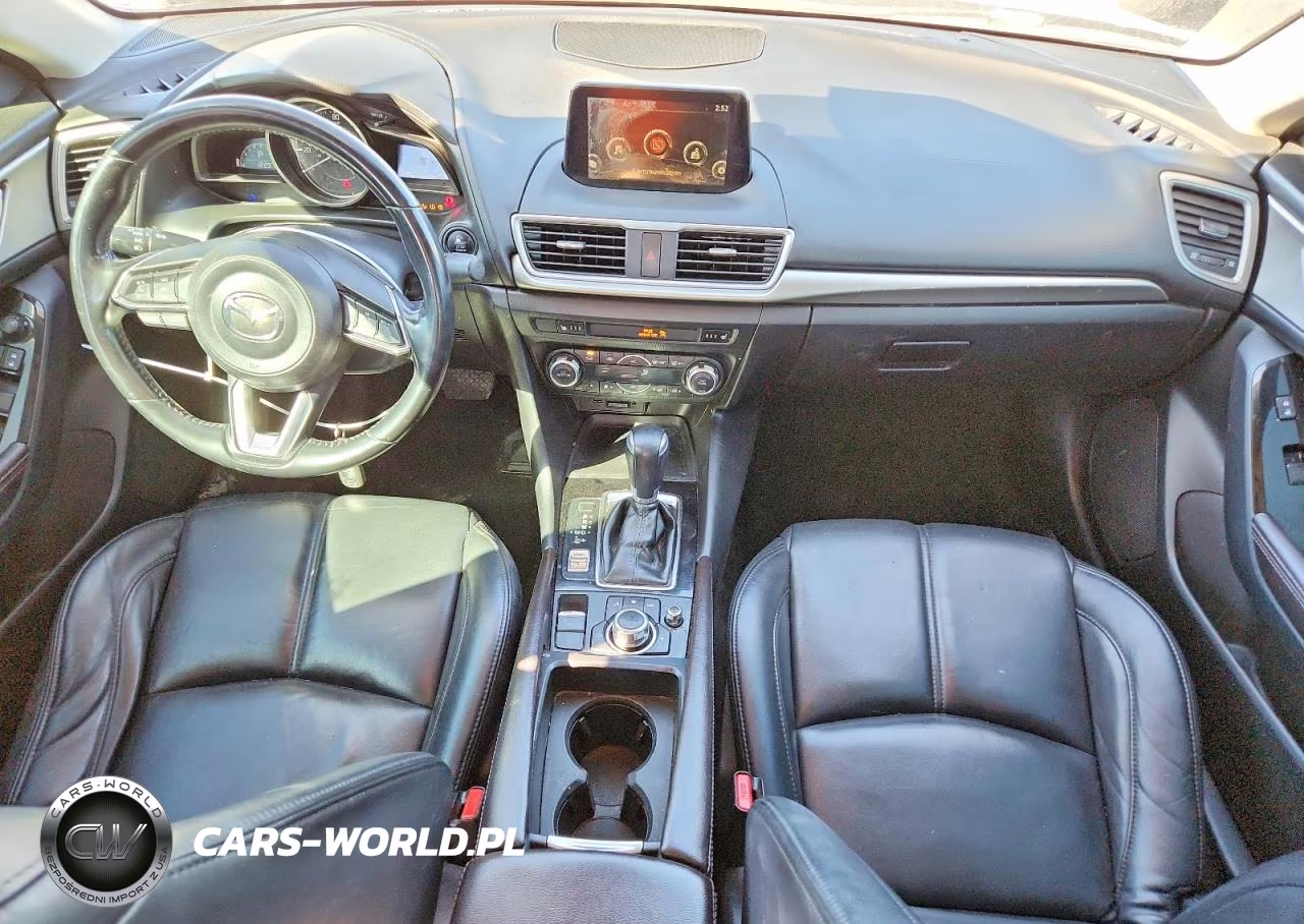 2018 Mazda 3 Touring VIN:3MZBN1V3XJM202939 - 8