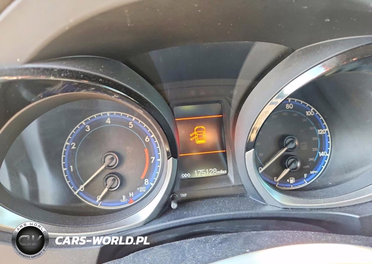 2014 Toyota Corolla S Plus VIN:5YFBURHE9EP000853 - 9