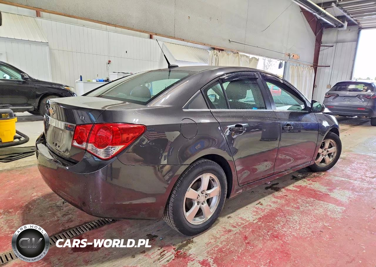 2014 Chevrolet Cruze Lt VIN:1G1PC5SB5E7297114 - 3