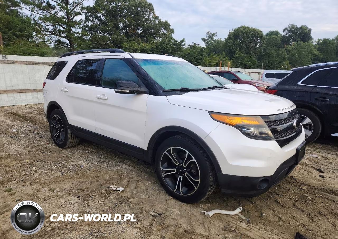2015 Ford Explorer Sport VIN:1FM5K8GT5FGC32832 - 4