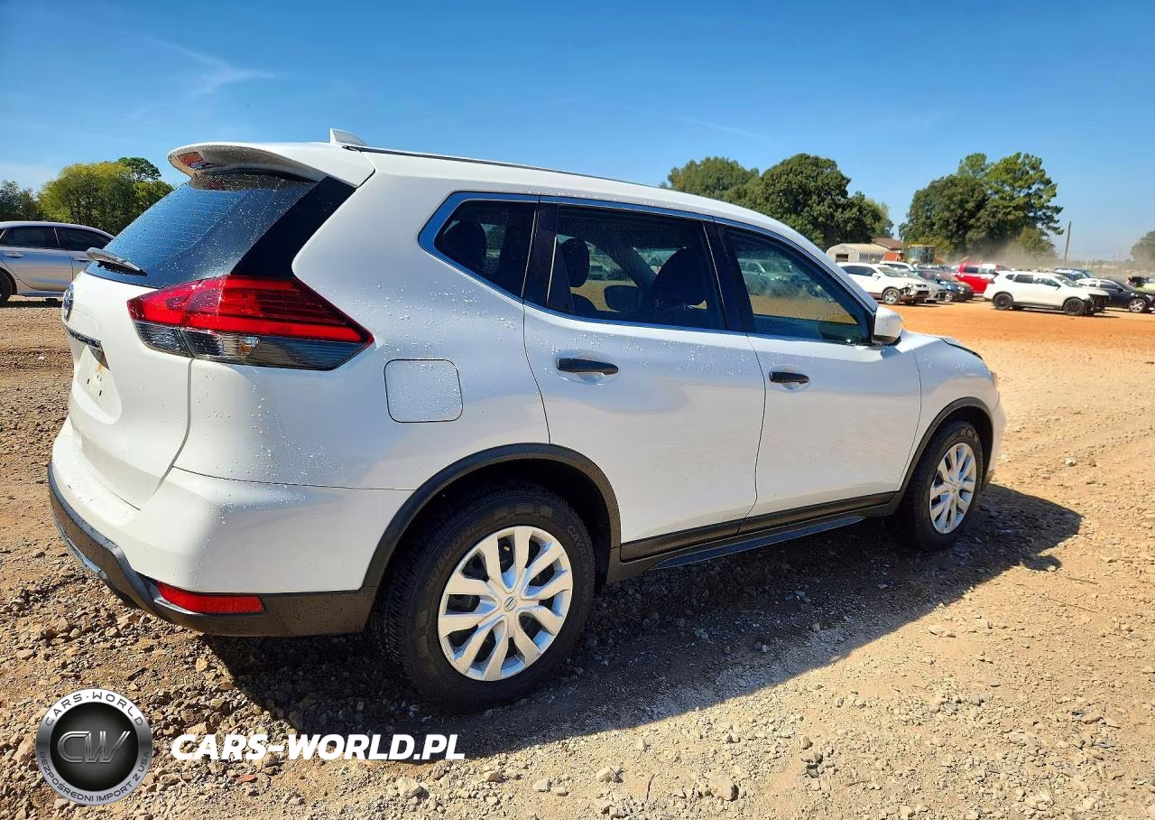 2017 Nissan Rogue S VIN:JN8AT2MT6HW131751 - 3