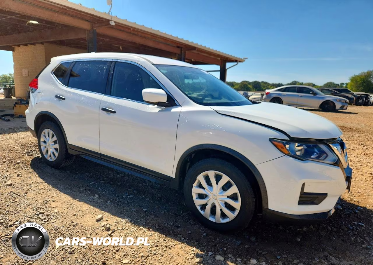 2017 Nissan Rogue S VIN:JN8AT2MT6HW131751 - 4