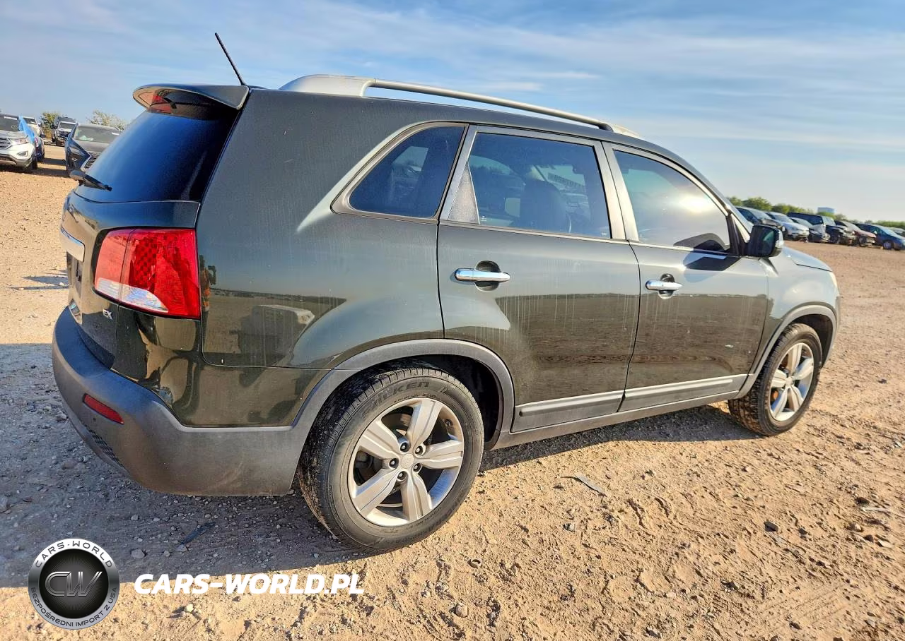 2013 Kia Sorento Ex VIN:5XYKU4A66DG310709 - 3