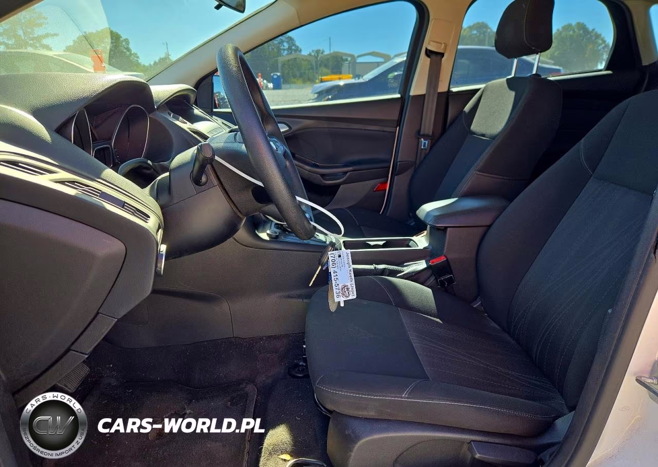 2018 Ford Focus Se VIN:1FADP3K2XJL220037 - 7