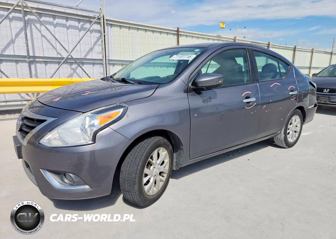 2018 Nissan Versa Sv