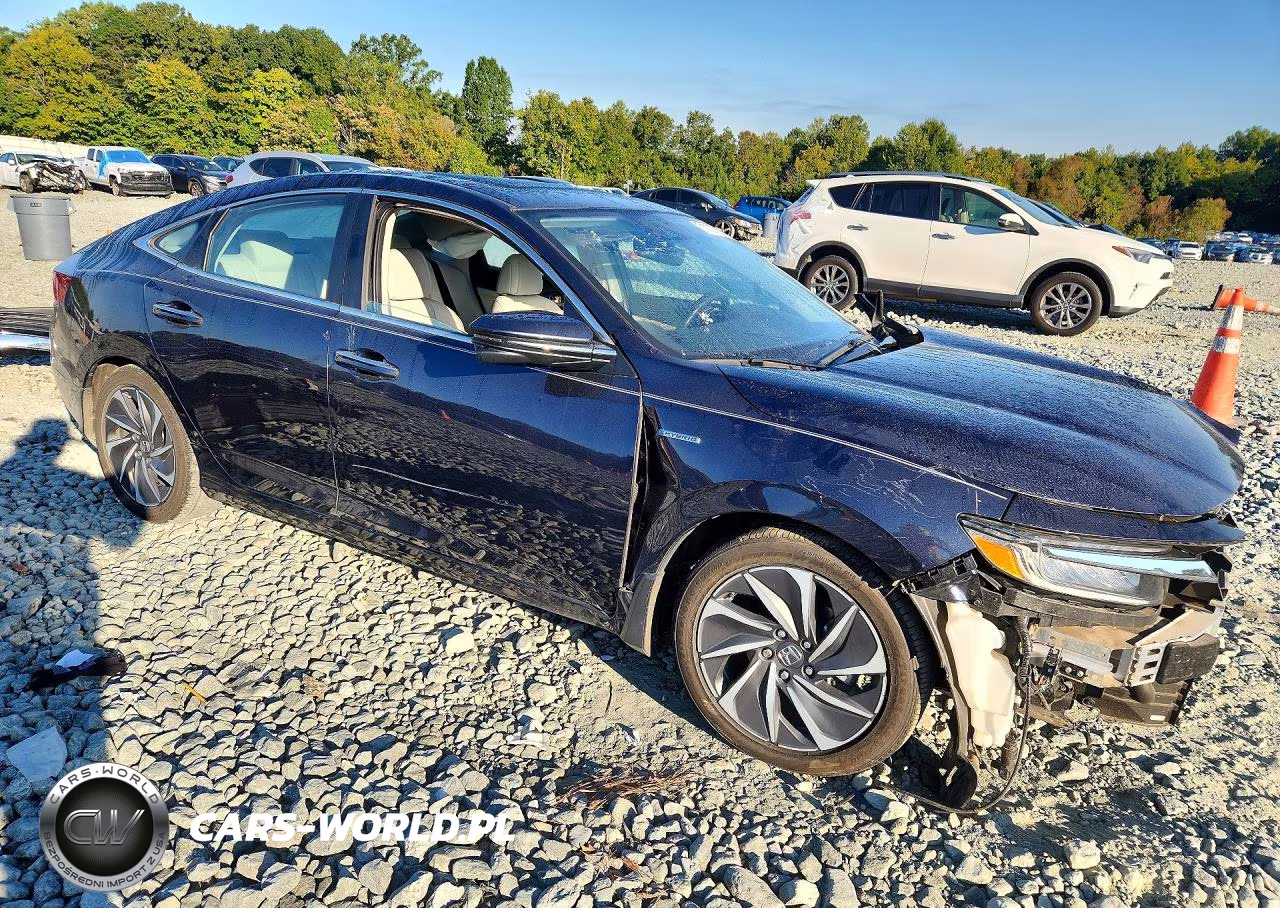 2020 Honda Insight Touring VIN:19XZE4F92LE012720 - 4