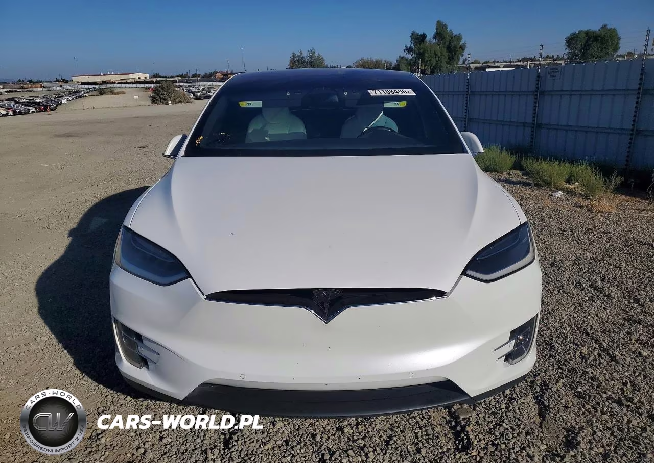 2017 Tesla Model X VIN:5YJXCBE27HF041654 - 5