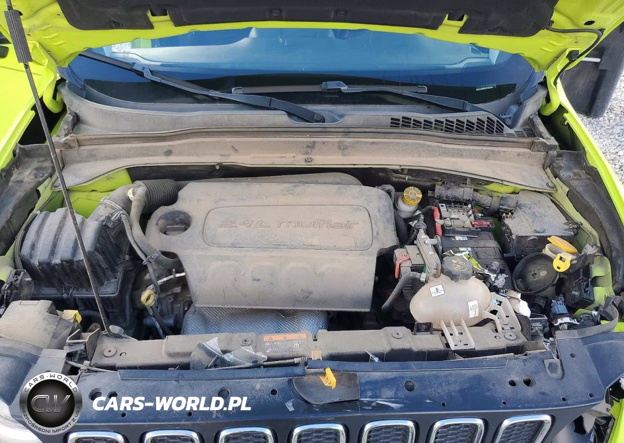 2018 Jeep Renegade Latitude VIN:ZACCJABB3JPJ62390 - 12
